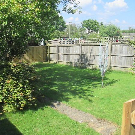 Villa The Bungalow Lymington With New Forest 1 Mile Exterior foto