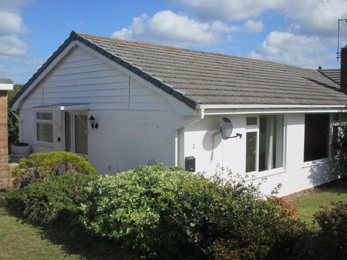 Villa The Bungalow Lymington With New Forest 1 Mile Exterior foto